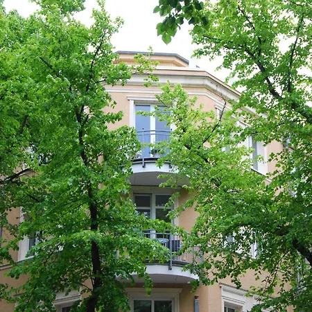 Warnemuende Am Kurpark Apartment